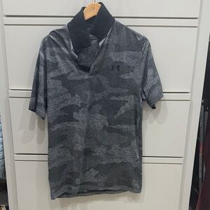 Under Armour Men’s Black & Gray Camo Polo
